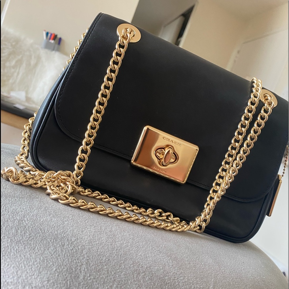 Coach Women’s Bag Golden Chain Strap